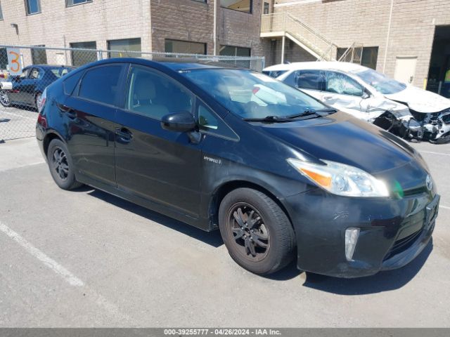 toyota prius 2015 jtdkn3du7f1936077