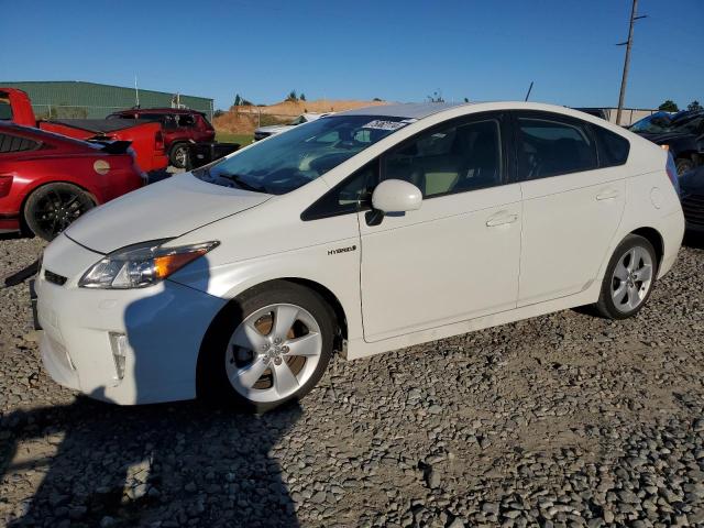 toyota prius 2014 jtdkn3du8e1738221