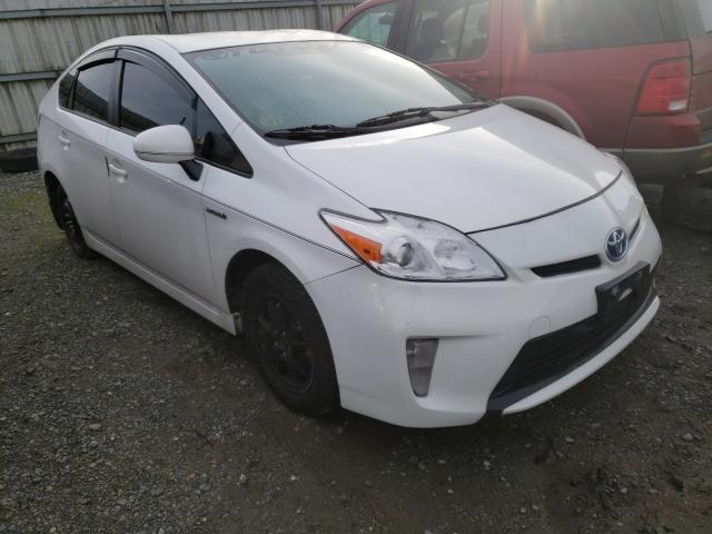 toyota prius 2015 jtdkn3du8f1953244