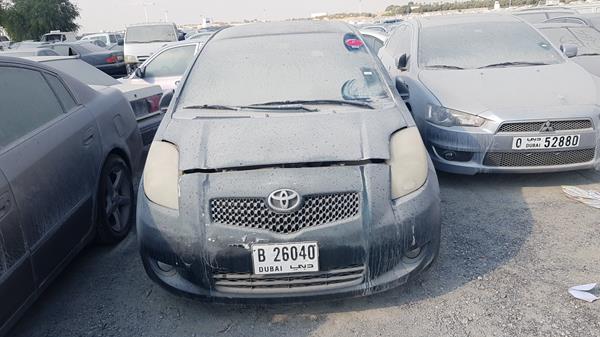 toyota yaris 2007 jtdkw923x75056365