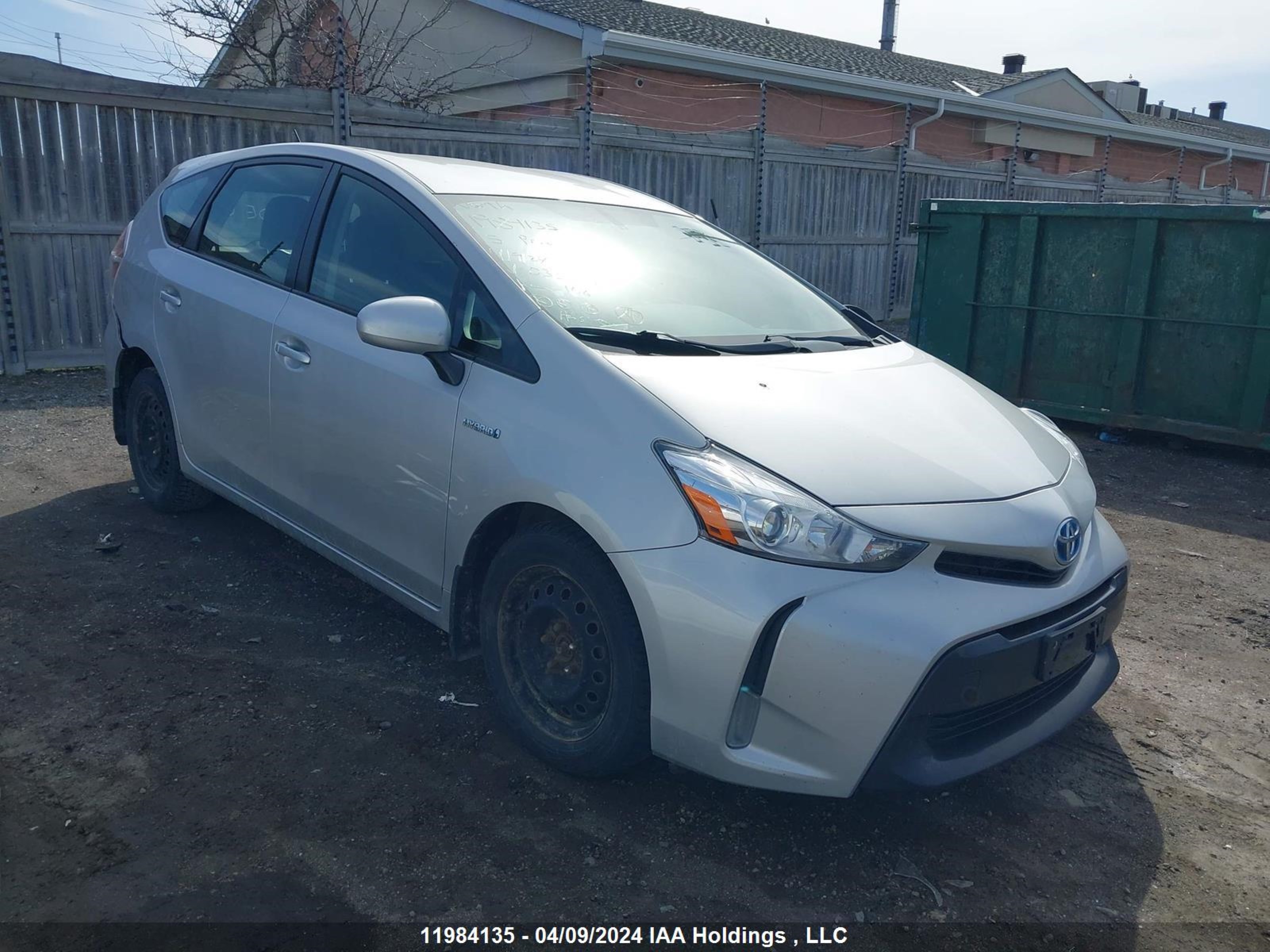 toyota prius v (+) 2015 jtdzn3eu4fj033821