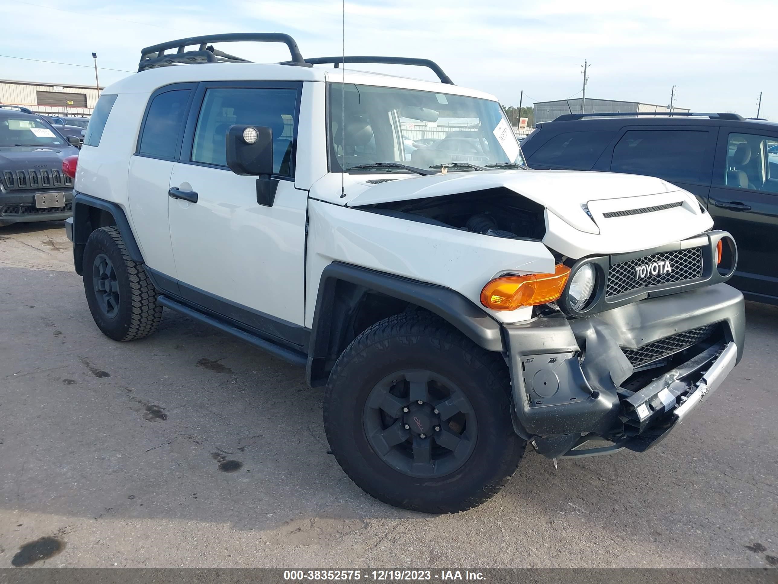 toyota fj cruiser 2008 jtebu11f48k027624