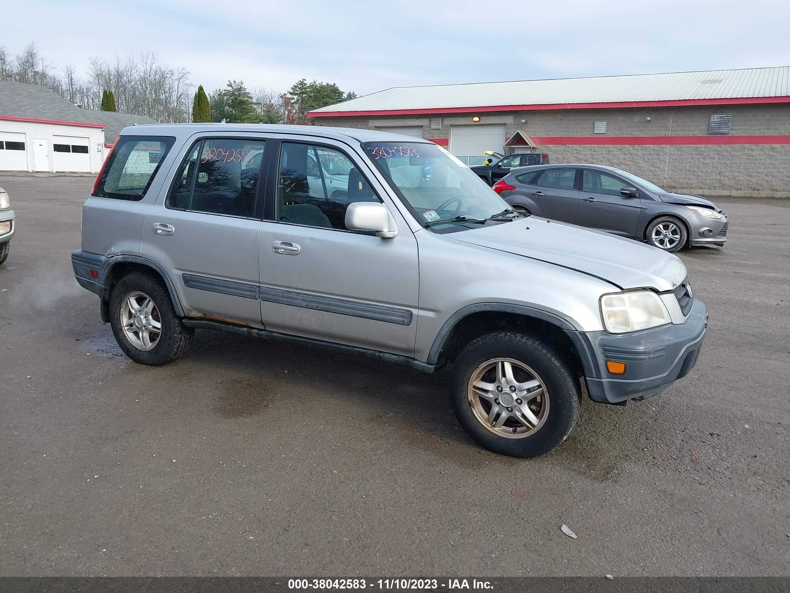 honda cr-v 1999 jtebu11f78k017735