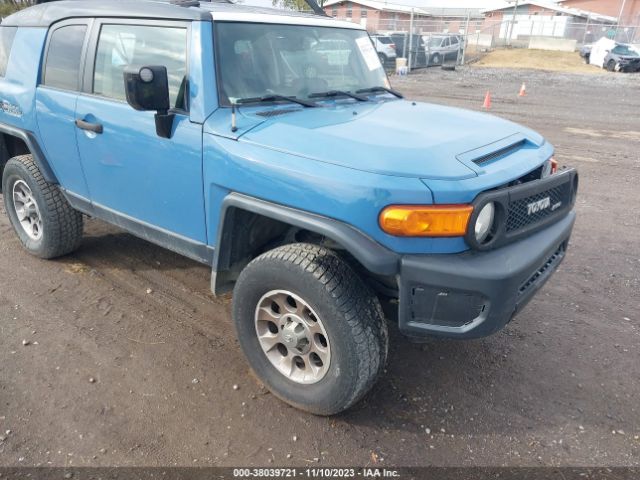 toyota fj cruiser 2011 jtebu4bf2bk112596