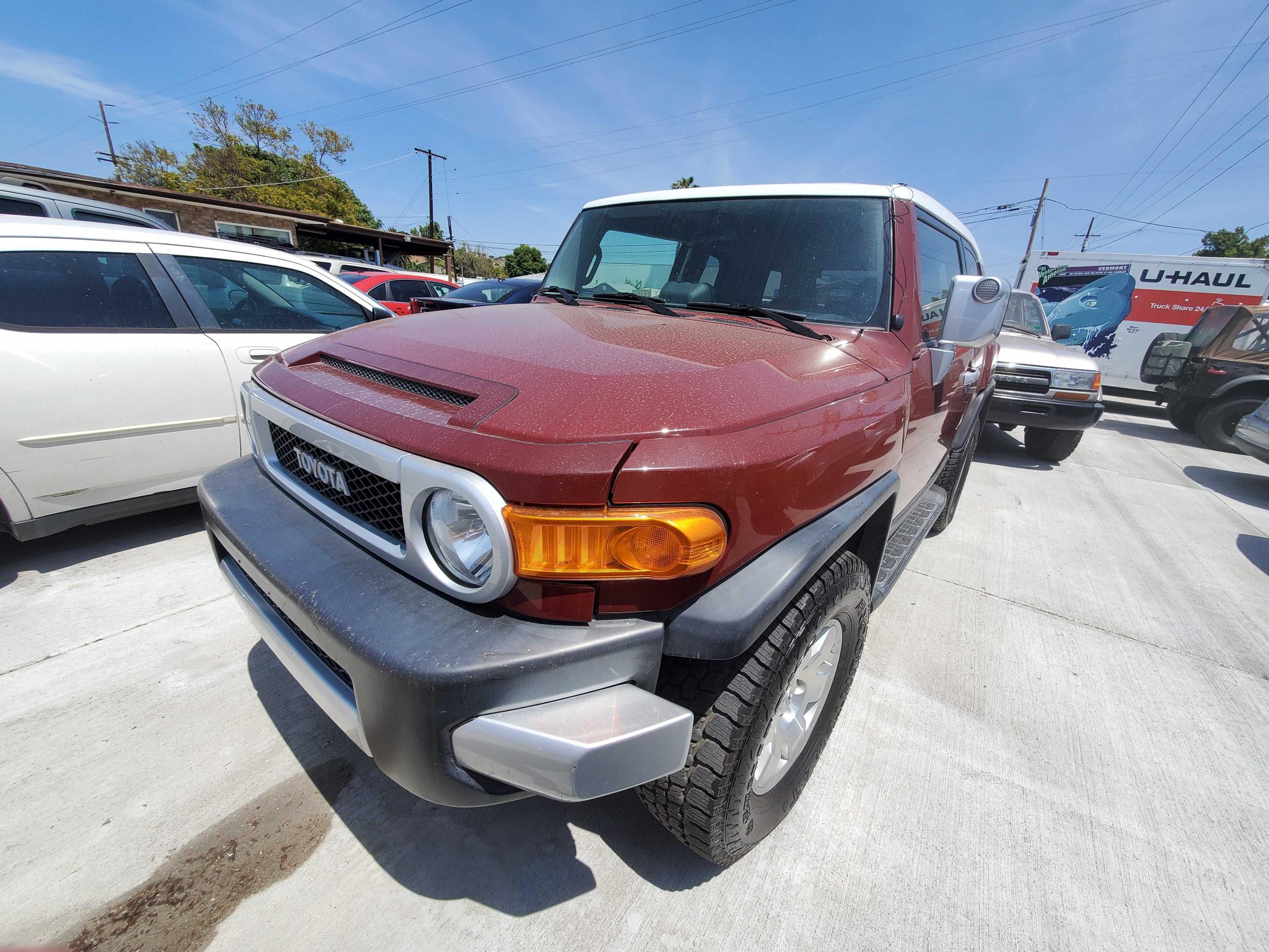 toyota fj cruiser 2010 jtebu4bf5ak092651