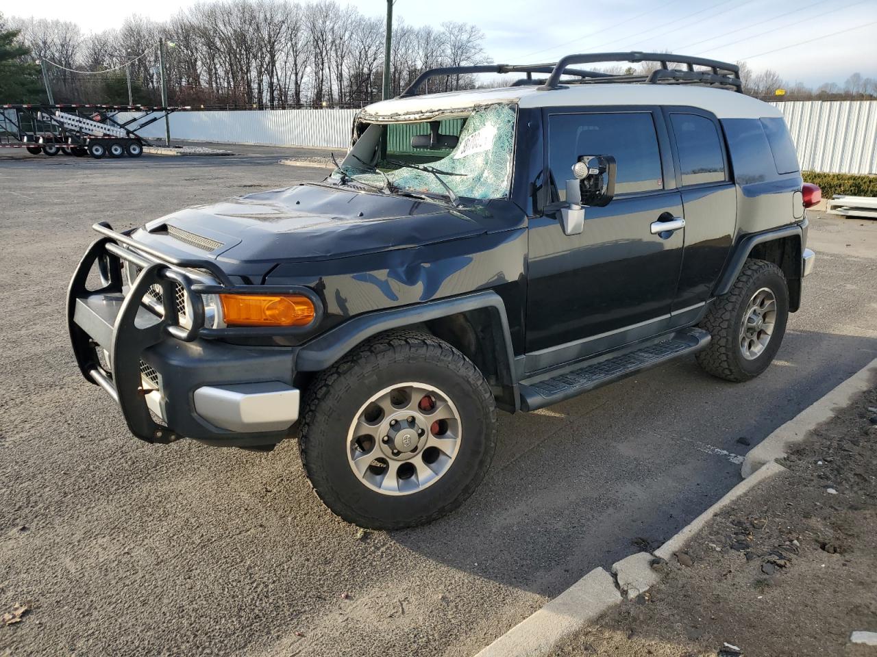 toyota fj cruiser 2011 jtebu4bf6bk113931