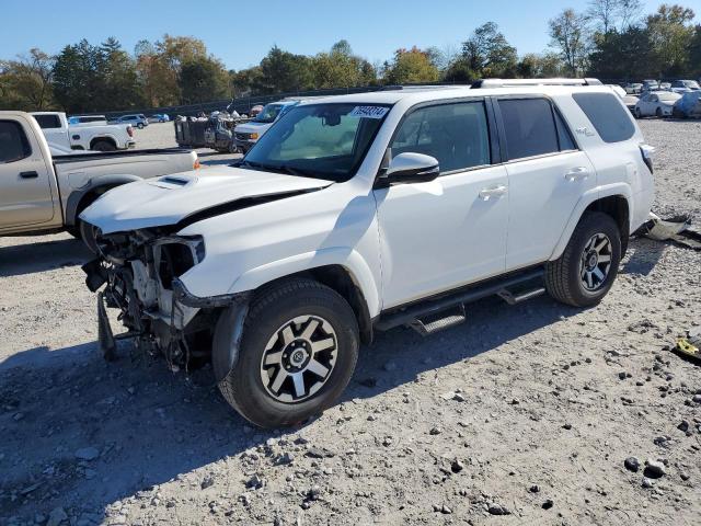 toyota 4runner sr 2018 jtebu5jr2j5607203