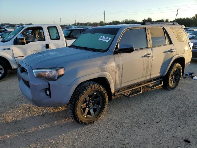 toyota 4runner sr 2021 jtebu5jr3m5894362