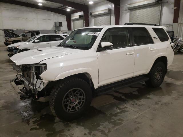 toyota 4runner sr 2020 jtebu5jr4l5810192