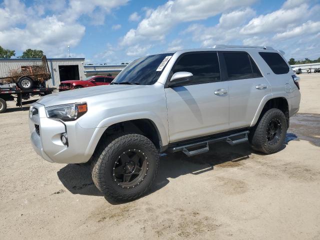 toyota 4runner sr 2018 jtebu5jr7j5538489