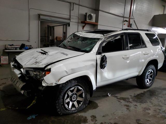 toyota 4runner sr 2019 jtebu5jr7k5611782