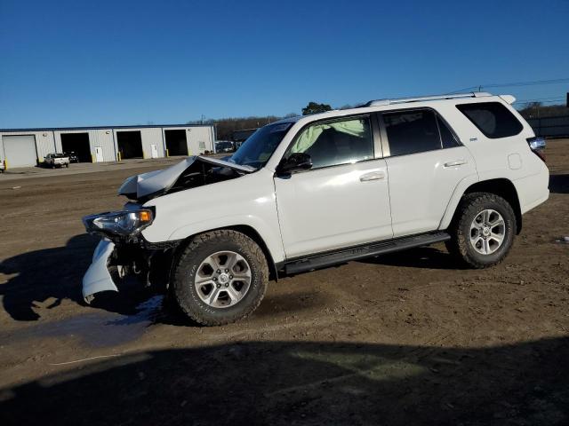 toyota 4runner sr 2018 jtebu5jr9j5492017