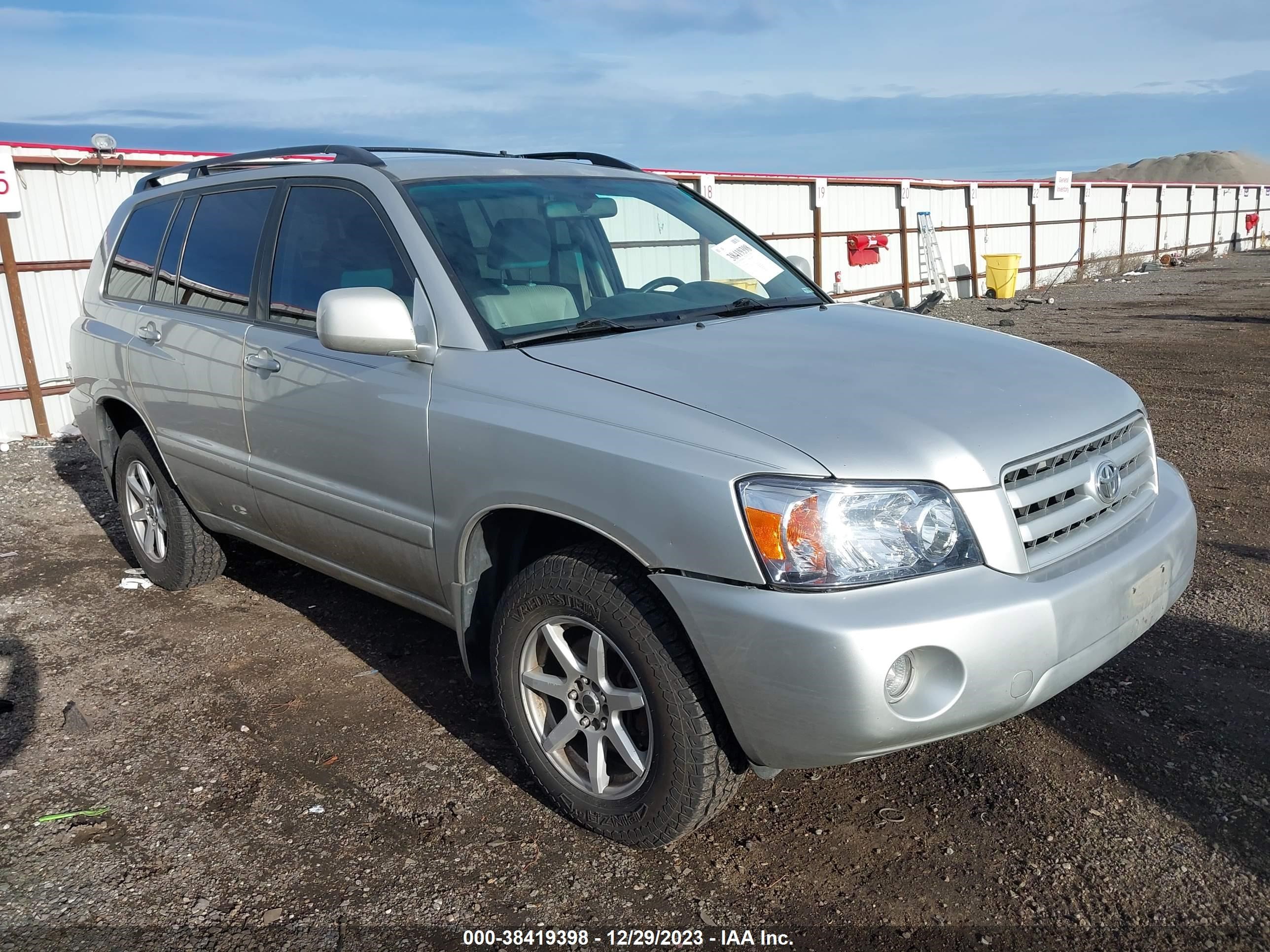 toyota highlander 2005 jteep21a950090496