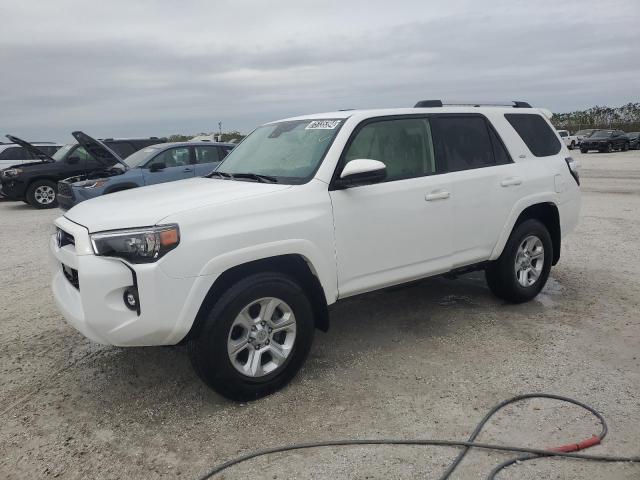 toyota 4runner sr 2024 jteeu5jr2r5309632