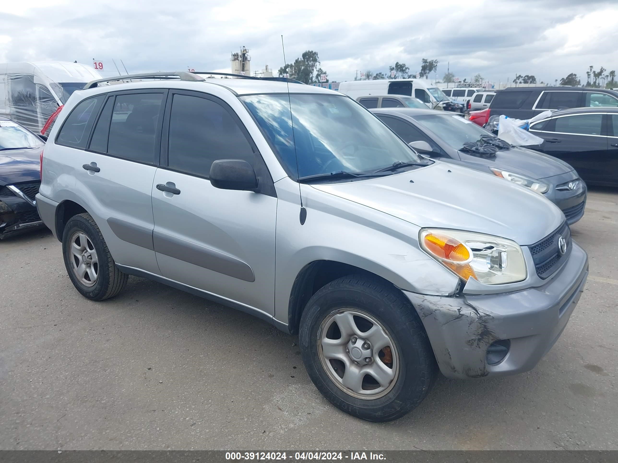 toyota rav 4 2004 jtegd20vx40042879