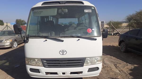 toyota coaster 2011 jtgfk5183b4007769