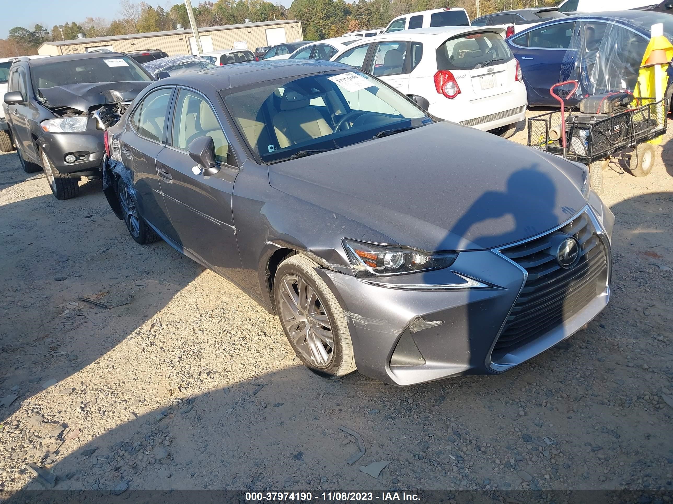 lexus is 2019 jthba1d2xk5084078