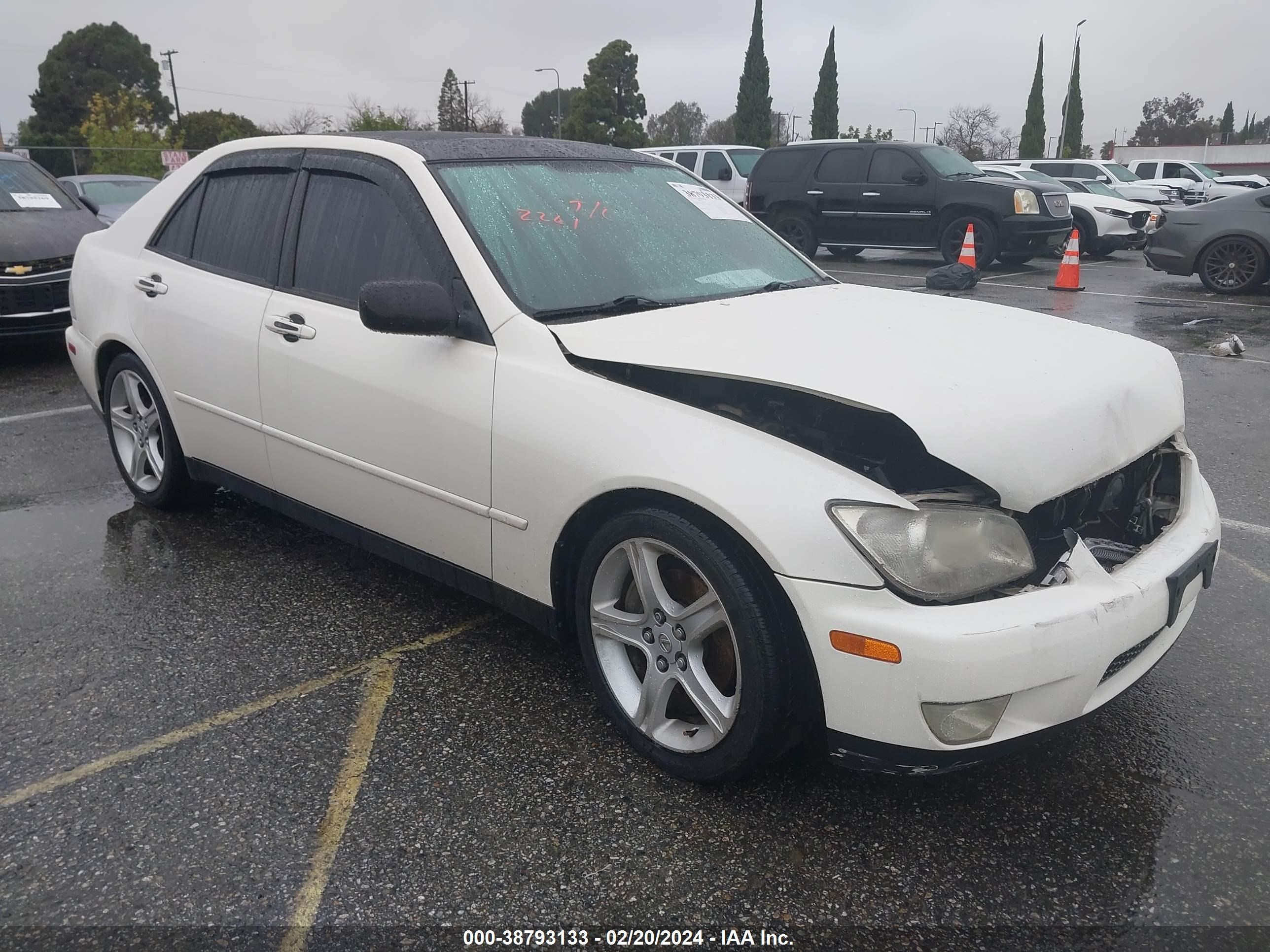 lexus is 2001 jthbd182310027928