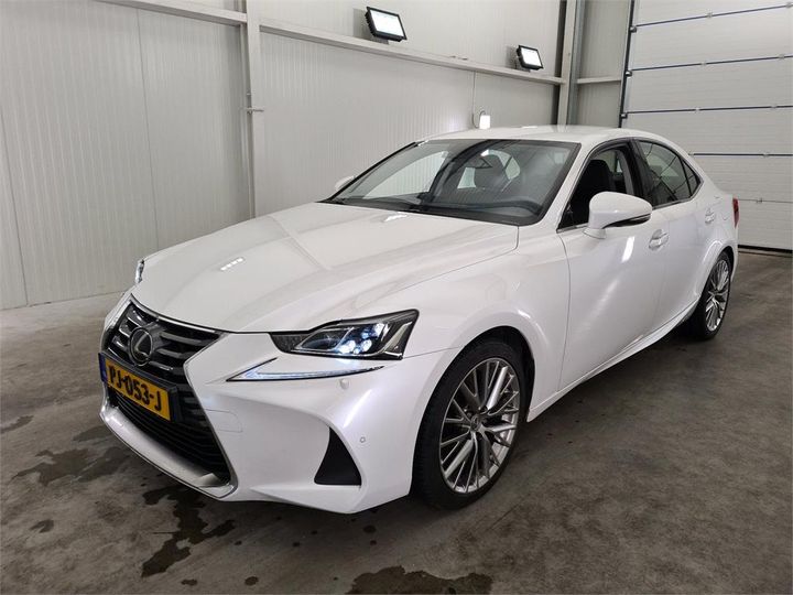 lexus is 2017 jthbh5d2105064057