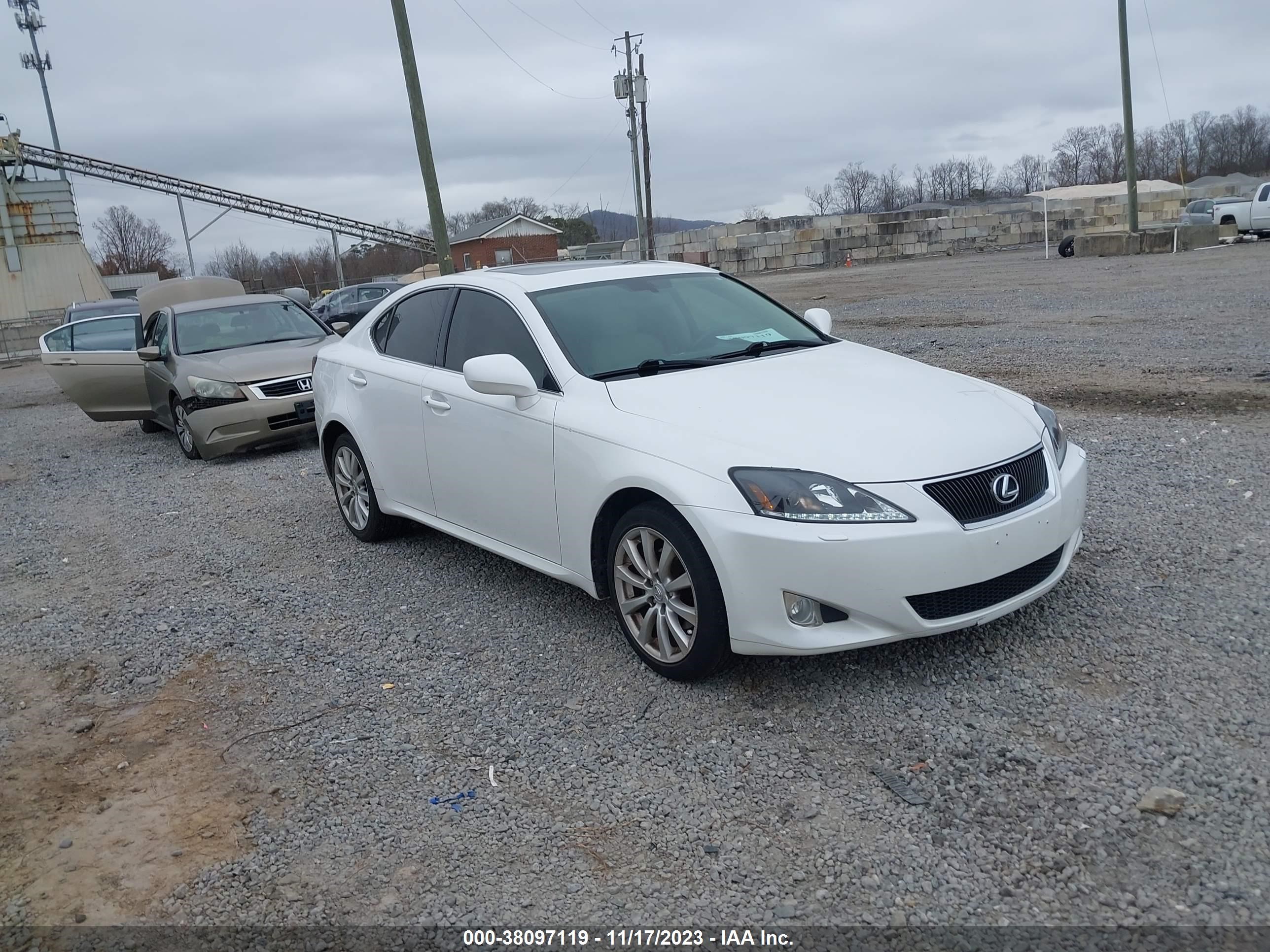 lexus is 2008 jthck262085020404