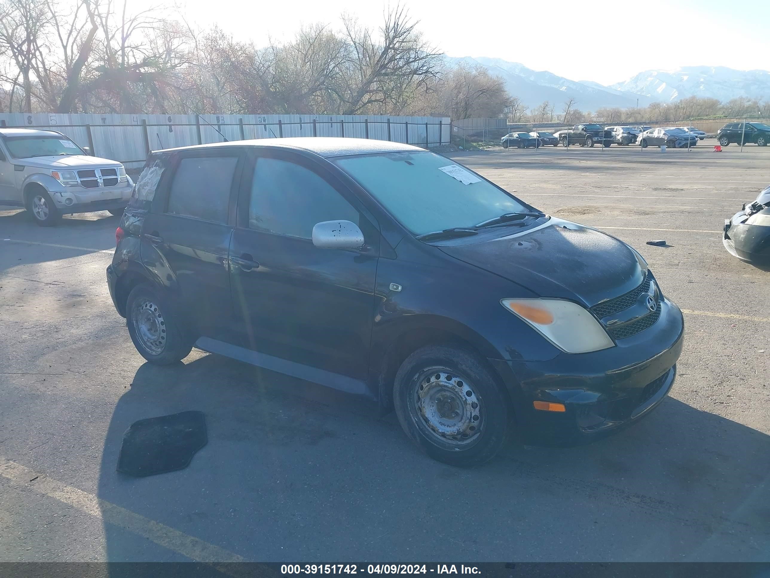 scion xa 2004 jtkkt624940054902