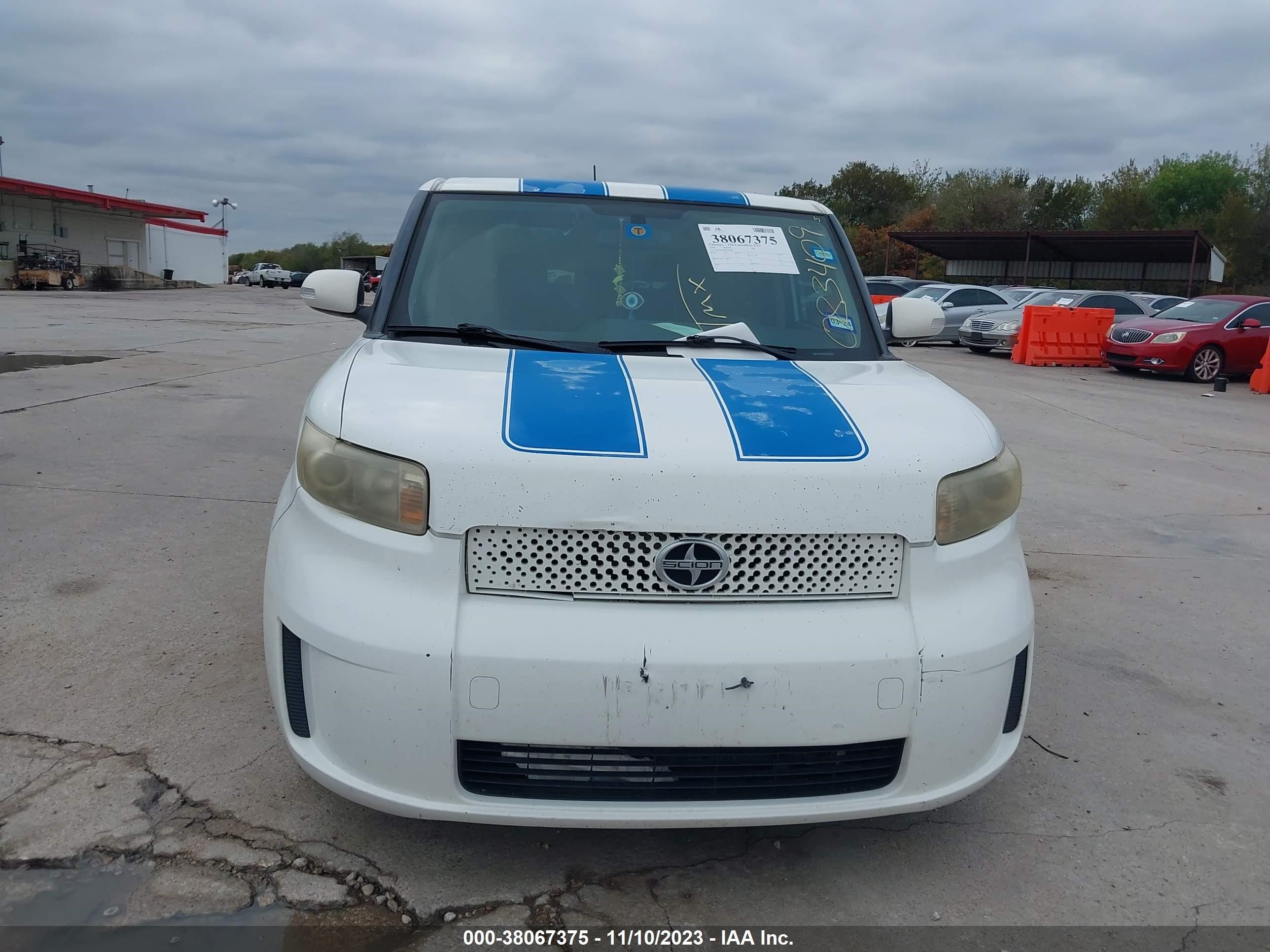 scion xb 2009 jtlke50e991083409