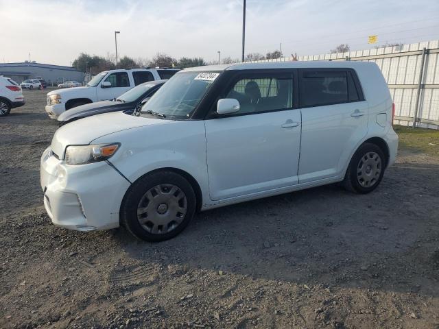 toyota scion xb 2014 jtlze4fe7ej058521