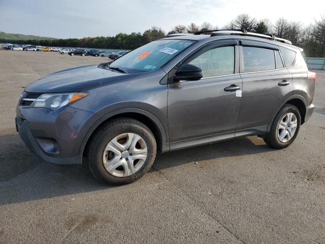 toyota rav4 le 2015 jtmbfrev0fj022776