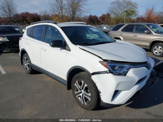 toyota rav4 2018 jtmbfrev2jj185857