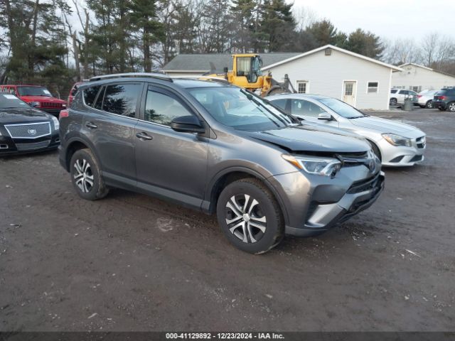 toyota rav4 2017 jtmbfrev7hj106418