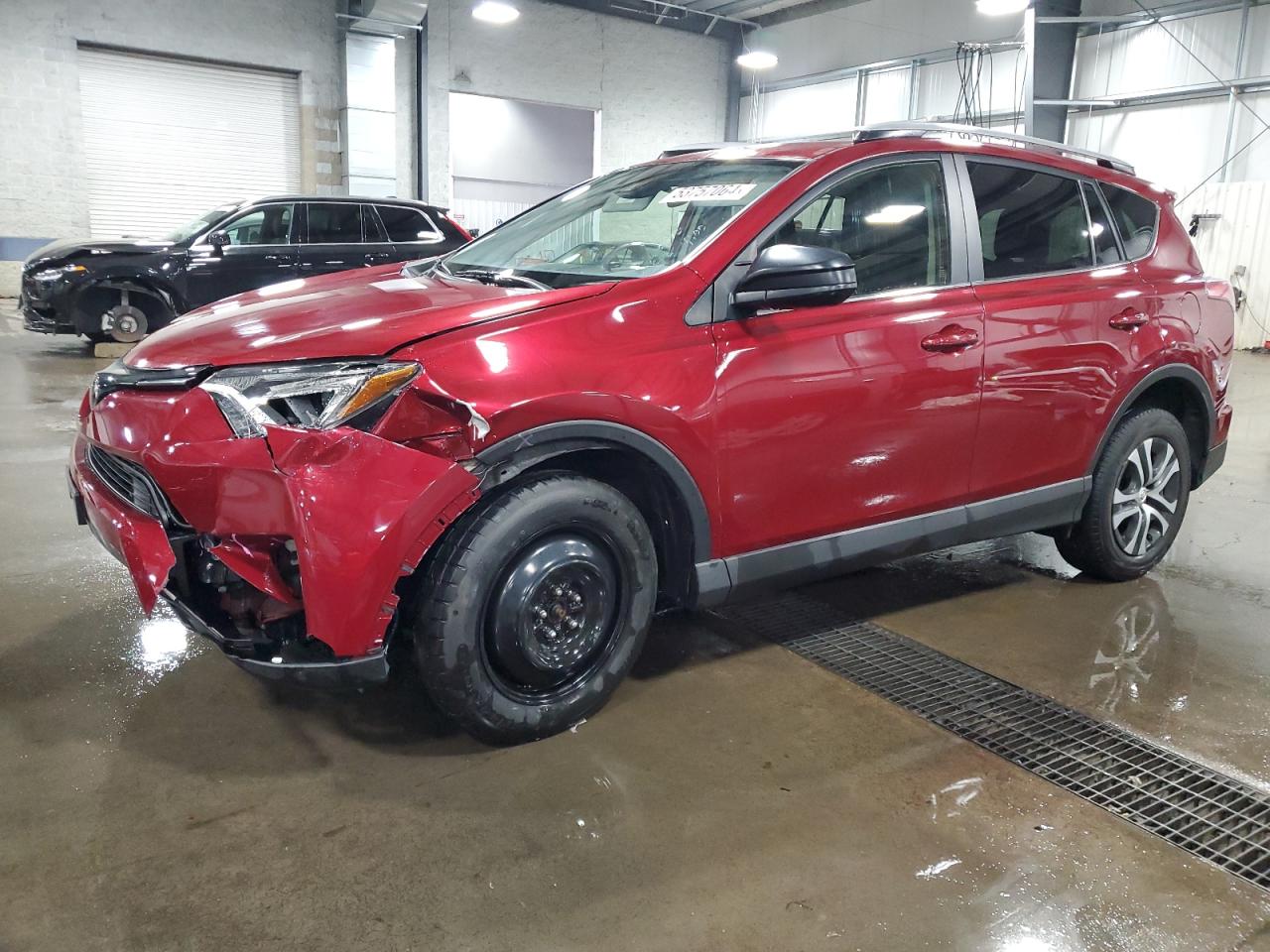 toyota rav 4 2018 jtmbfrev7jd237658