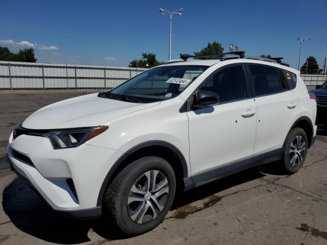 toyota rav4 le 2018 jtmbfrev7jj192402