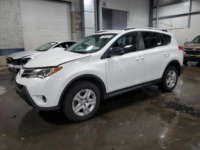 toyota rav4 le 2015 jtmbfrev9fj042816