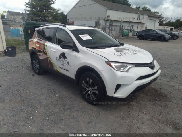 toyota rav4 2017 jtmbfrev9hj147746