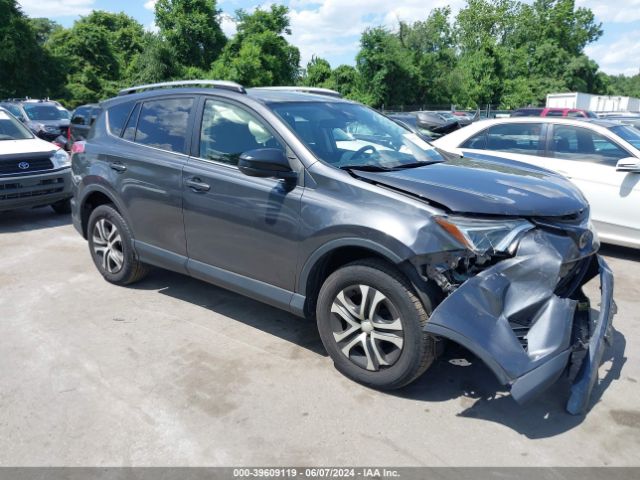 toyota rav4 2017 jtmbfrev9hj152896