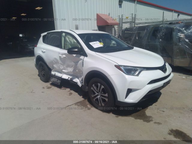 toyota rav4 2018 jtmbfrev9jd224488