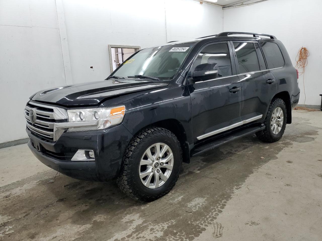 toyota land cruiser 2019 jtmcy7aj1k4084914