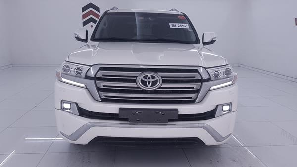 toyota land cruiser 2016 jtmhx05j5g4103434