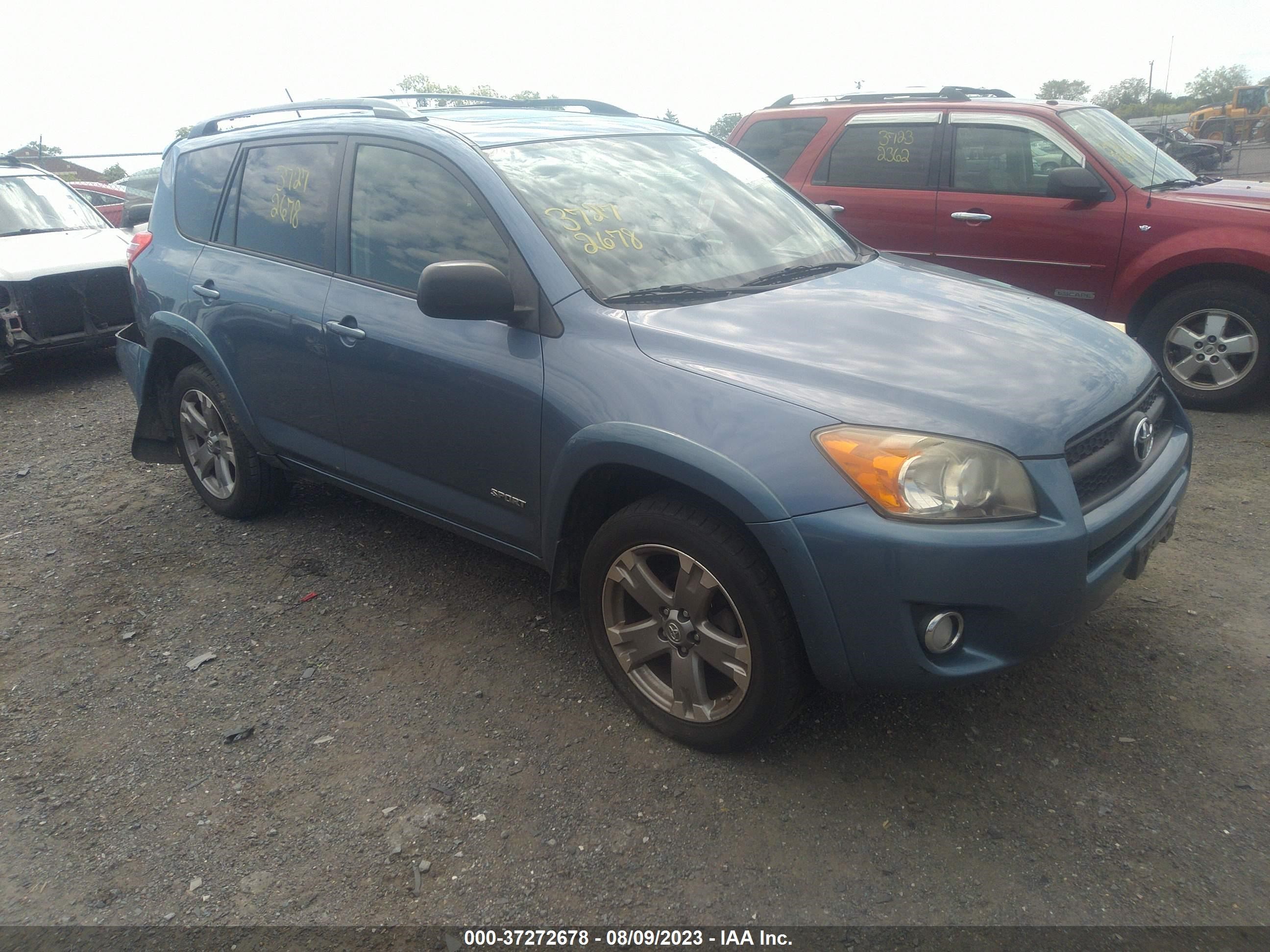 toyota rav 4 2011 jtmrf4dv2b5049399