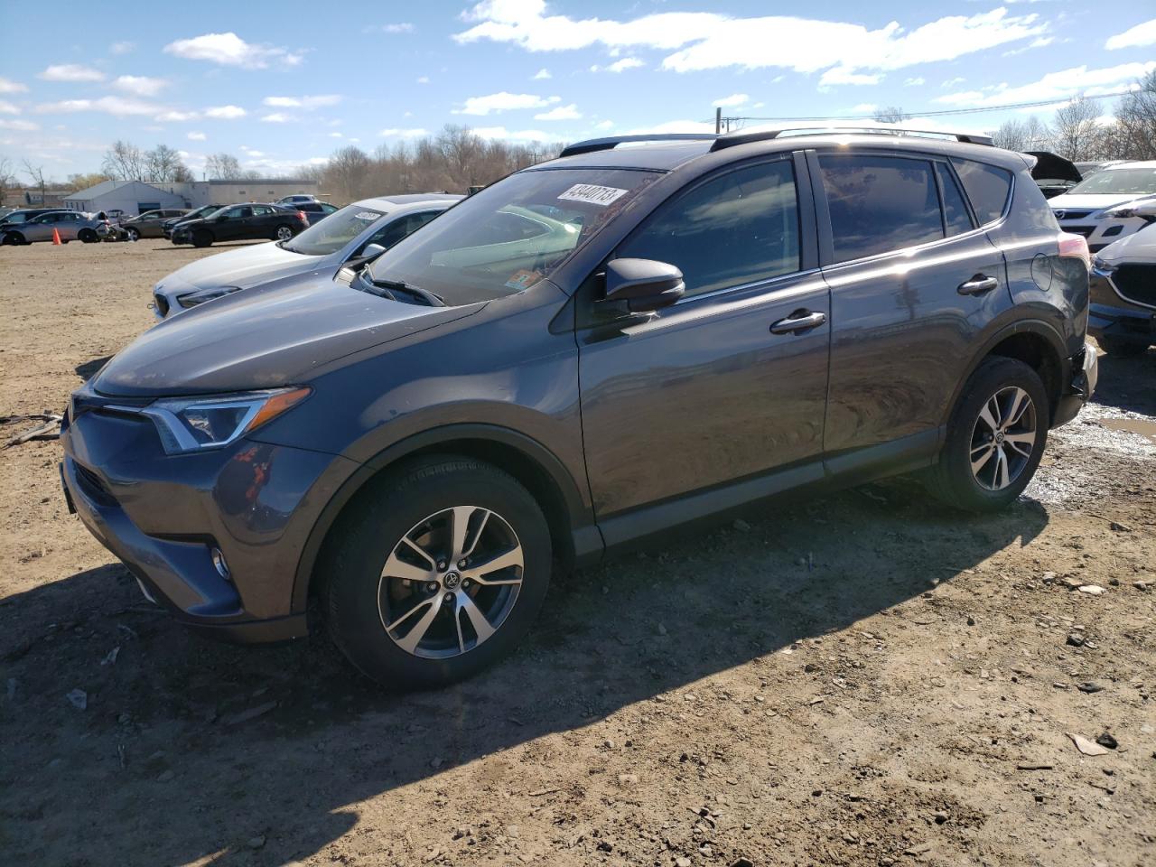 toyota rav 4 2017 jtmrfrev0hj125195