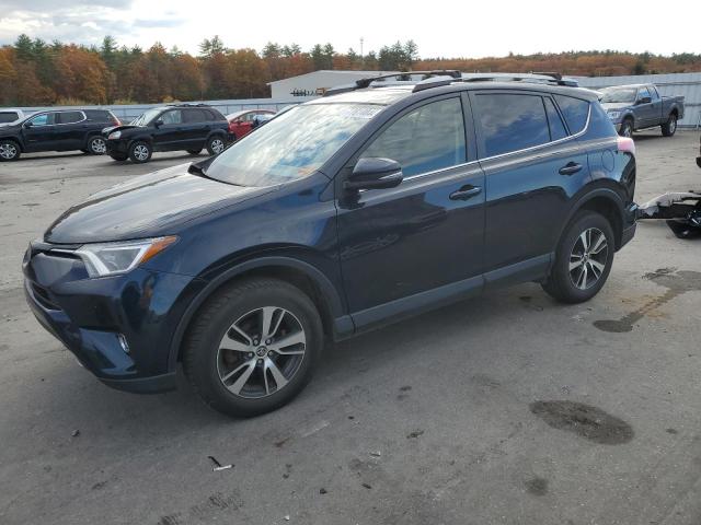 toyota rav4 xle 2017 jtmrfrev8hd215953