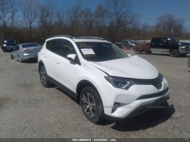 toyota rav4 2017 jtmrfrevxhj110476