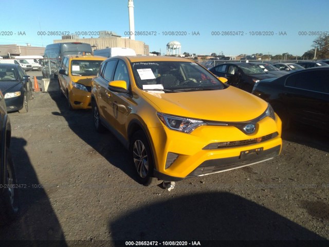 toyota rav4 2018 jtmrjrev2jd258396