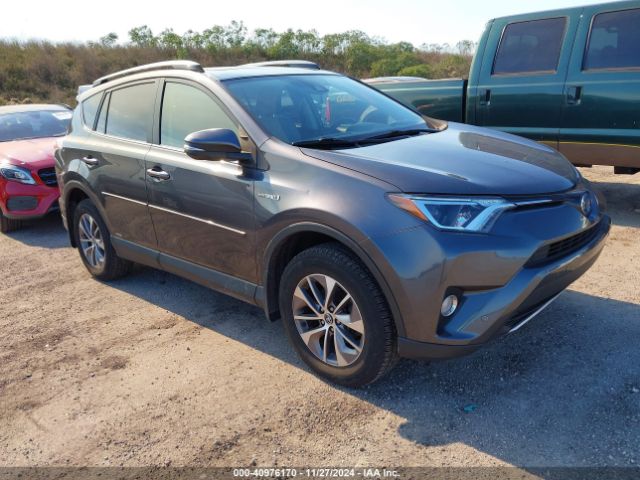 toyota rav4 2017 jtmrjrev8hd117715