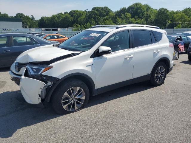 toyota rav4 2017 jtmrjrev9hd097815