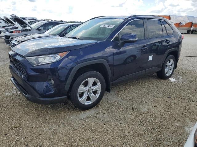 toyota rav4 xle 2019 jtmw1rfv2kd037819