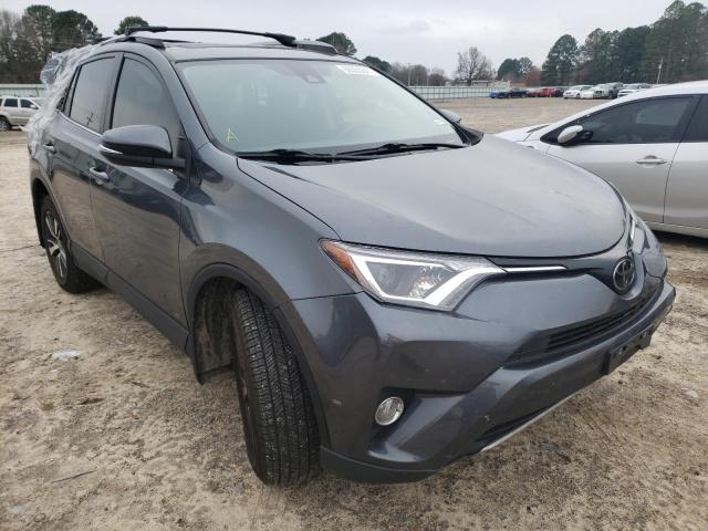 toyota rav4 xle 2017 jtmwfrev1hd106432