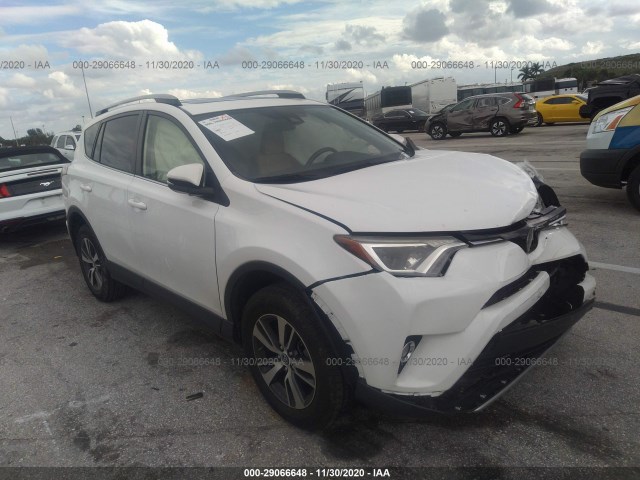 toyota rav4 2017 jtmwfrev7hd096036