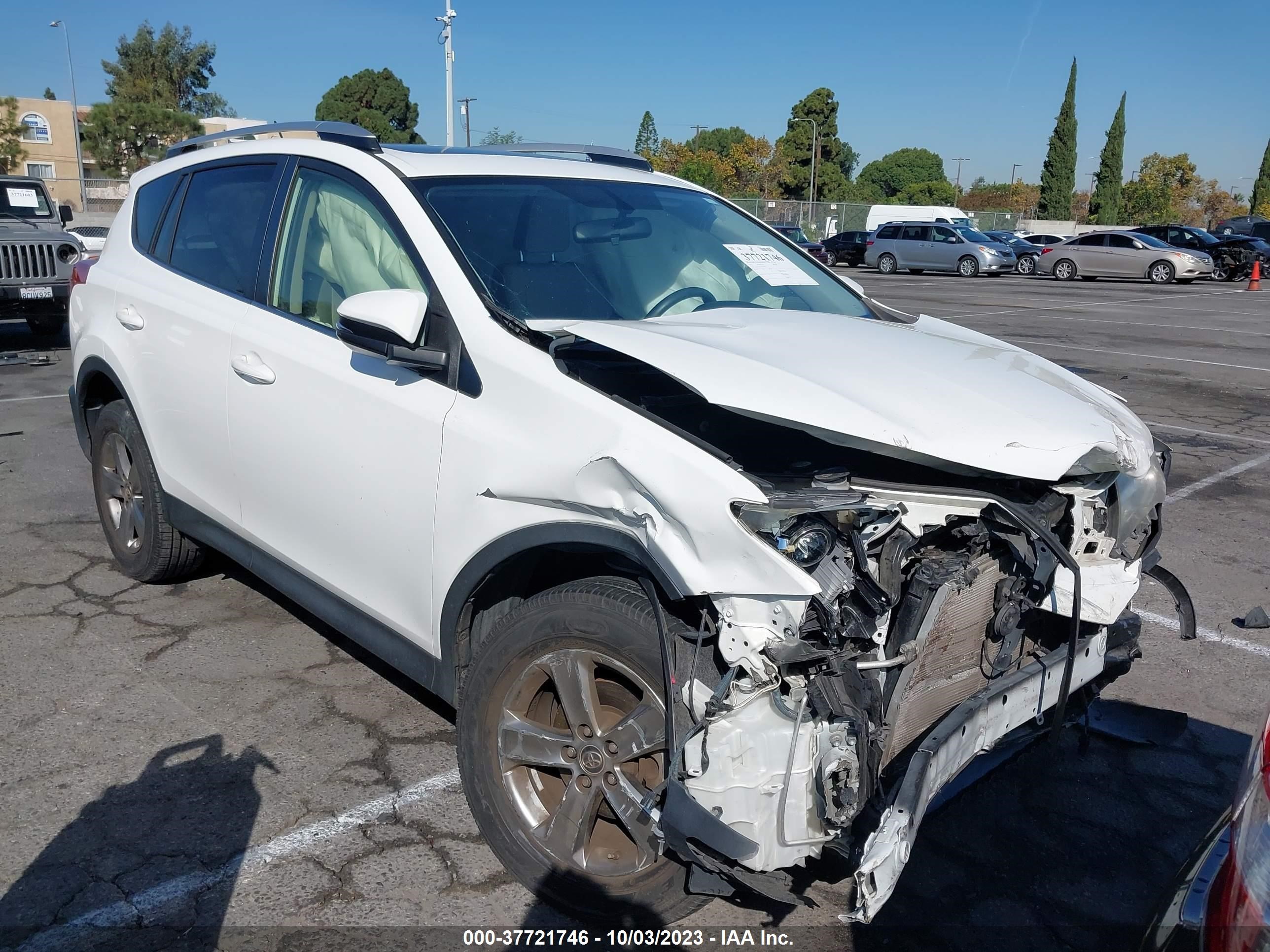 toyota rav 4 2015 jtmwfrev8fj051895