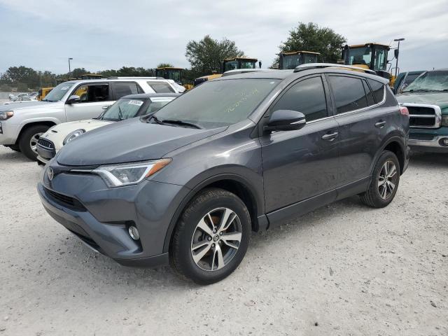 toyota rav4 xle 2017 jtmwfrev9hd095003